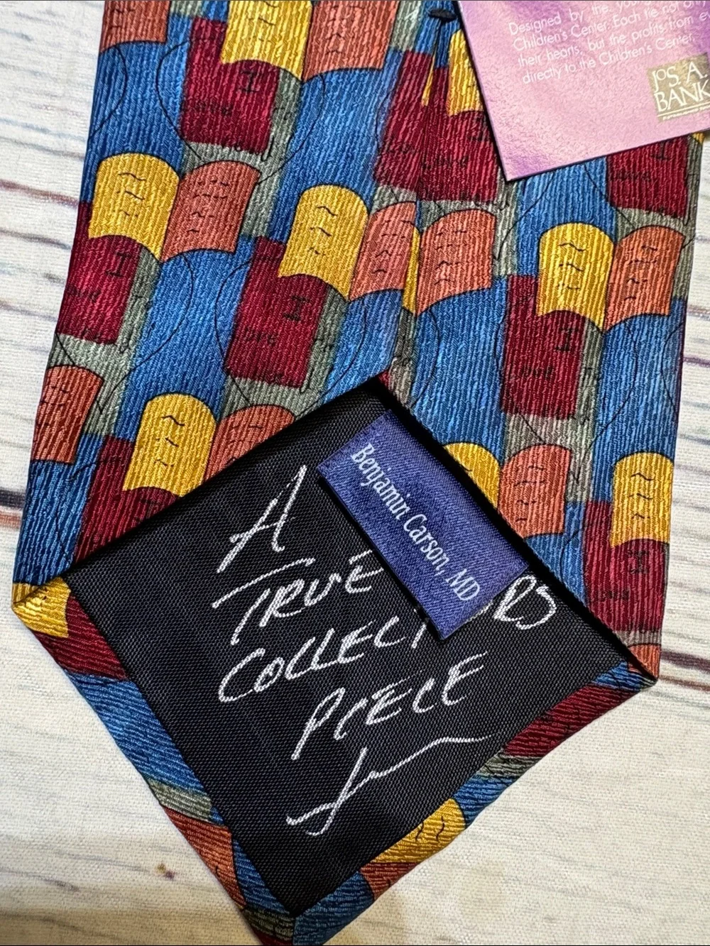 NWT Jos A Bank The Miracle Collection Multicolor Patterned Silk Tie